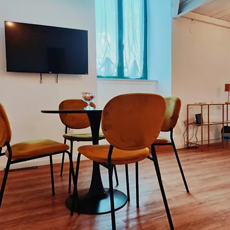 Domus Tasso 75 * Napoli